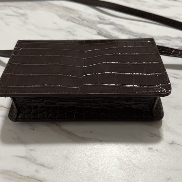 JW pei Crossbody - Picture 5 of 5